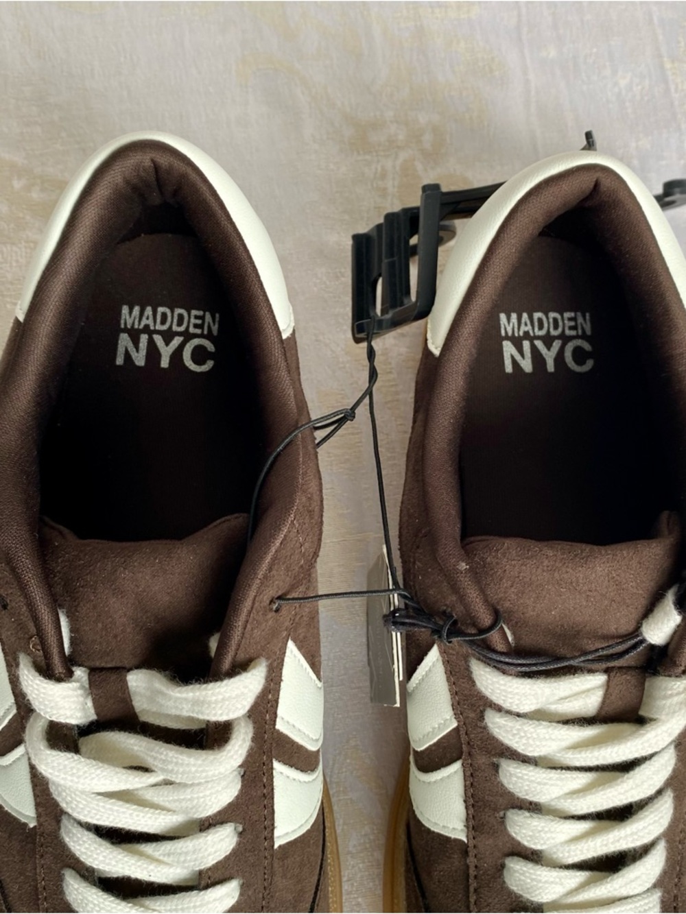 Women Madden NYC Low Top Platform Sneakers Shoes - Picture 7 of 12
